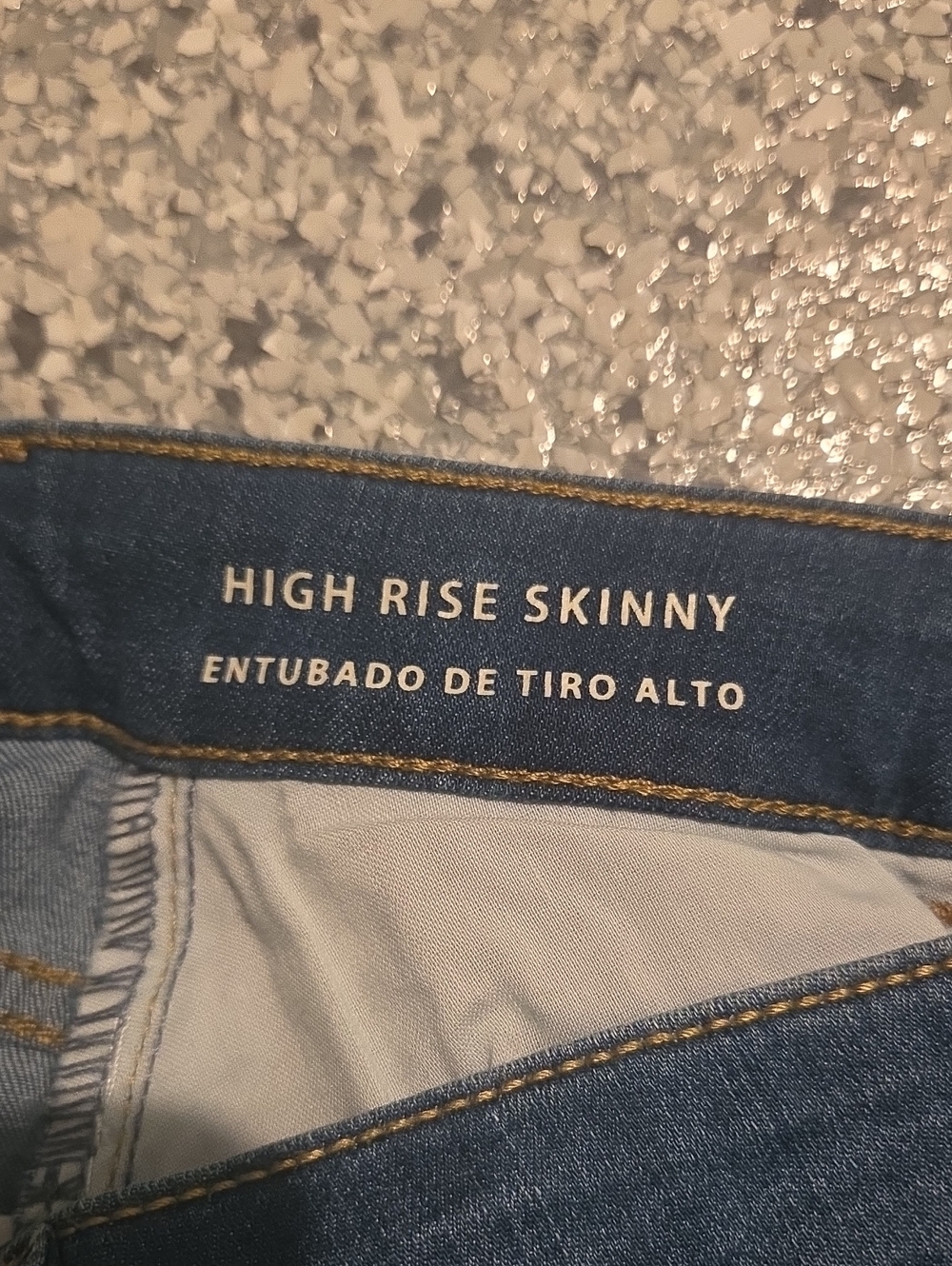 Universal Thread High Rise Skinny Jeans Size 2 - Picture 4 of 4